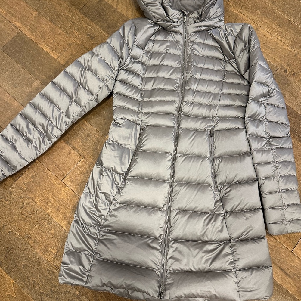 Women's Gray Puffer Jacket